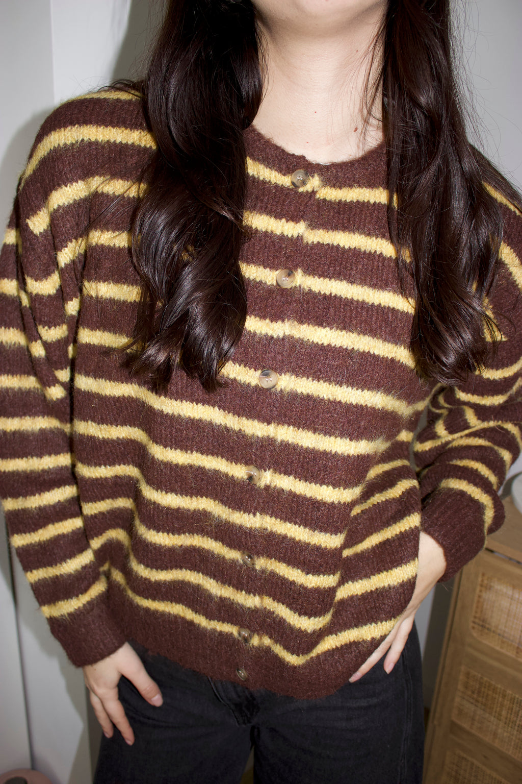 Pull cardigan ultra tendance, rayé marron et jaune, ultra tendance