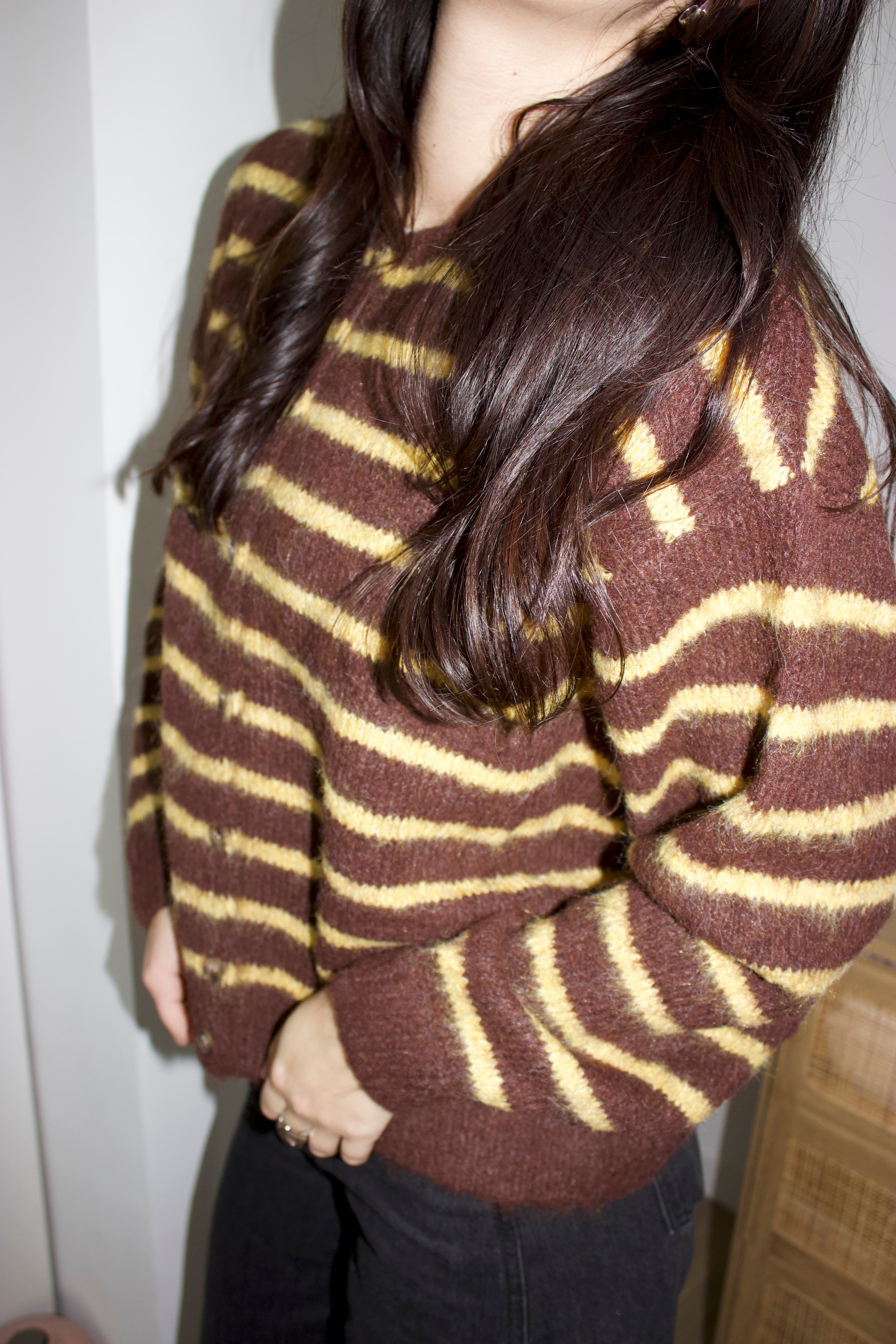 pull cardigan gilet rayé jaune et marron taille unique avec 10% de laine